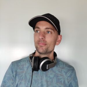 DJ Sebastic foto vanaf dichtbij